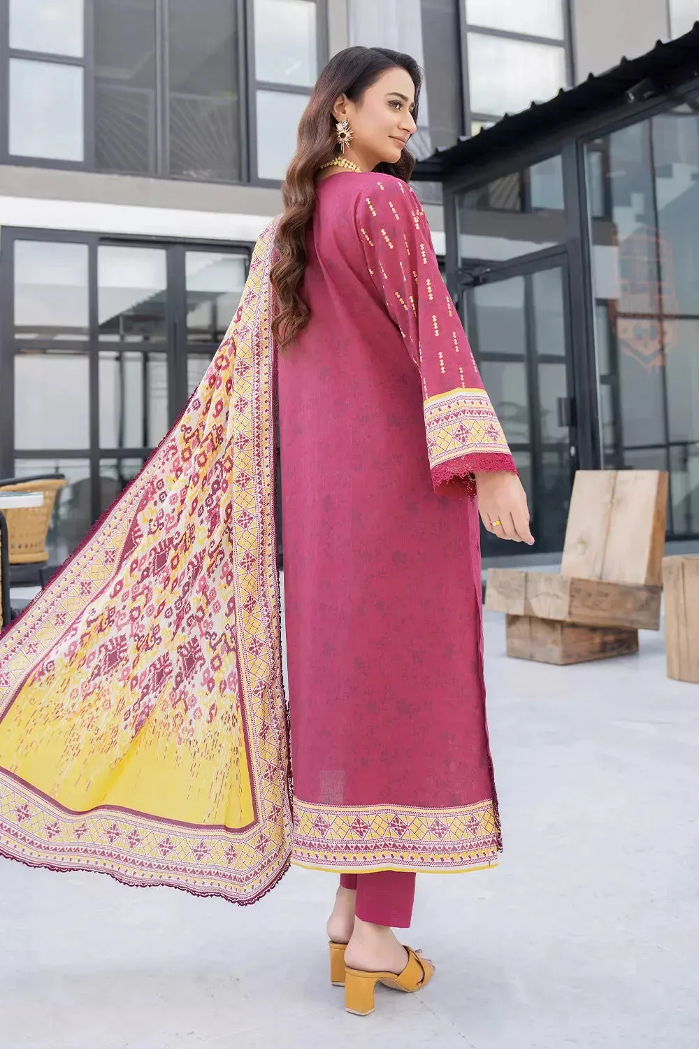 3PC Embroidered Unstitched Lawn Suit KL-2817