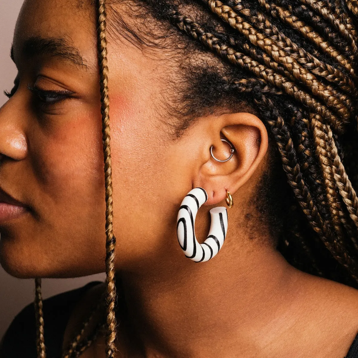 Agnes Small Chunk Earrings