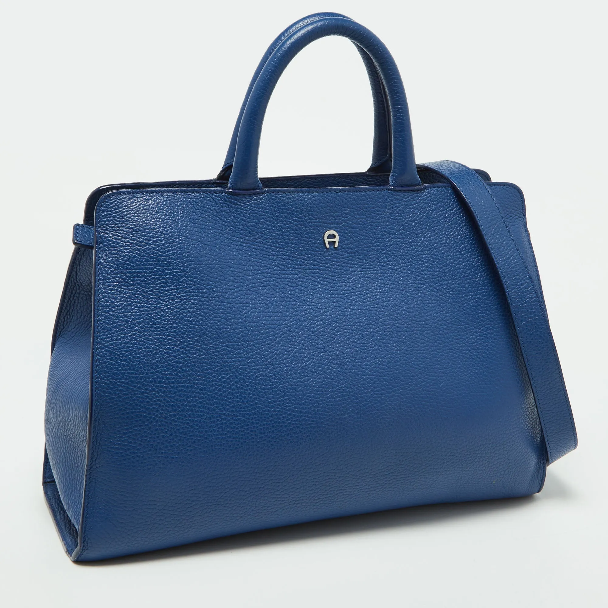 AIGNER Blue Leather Cybill Tote