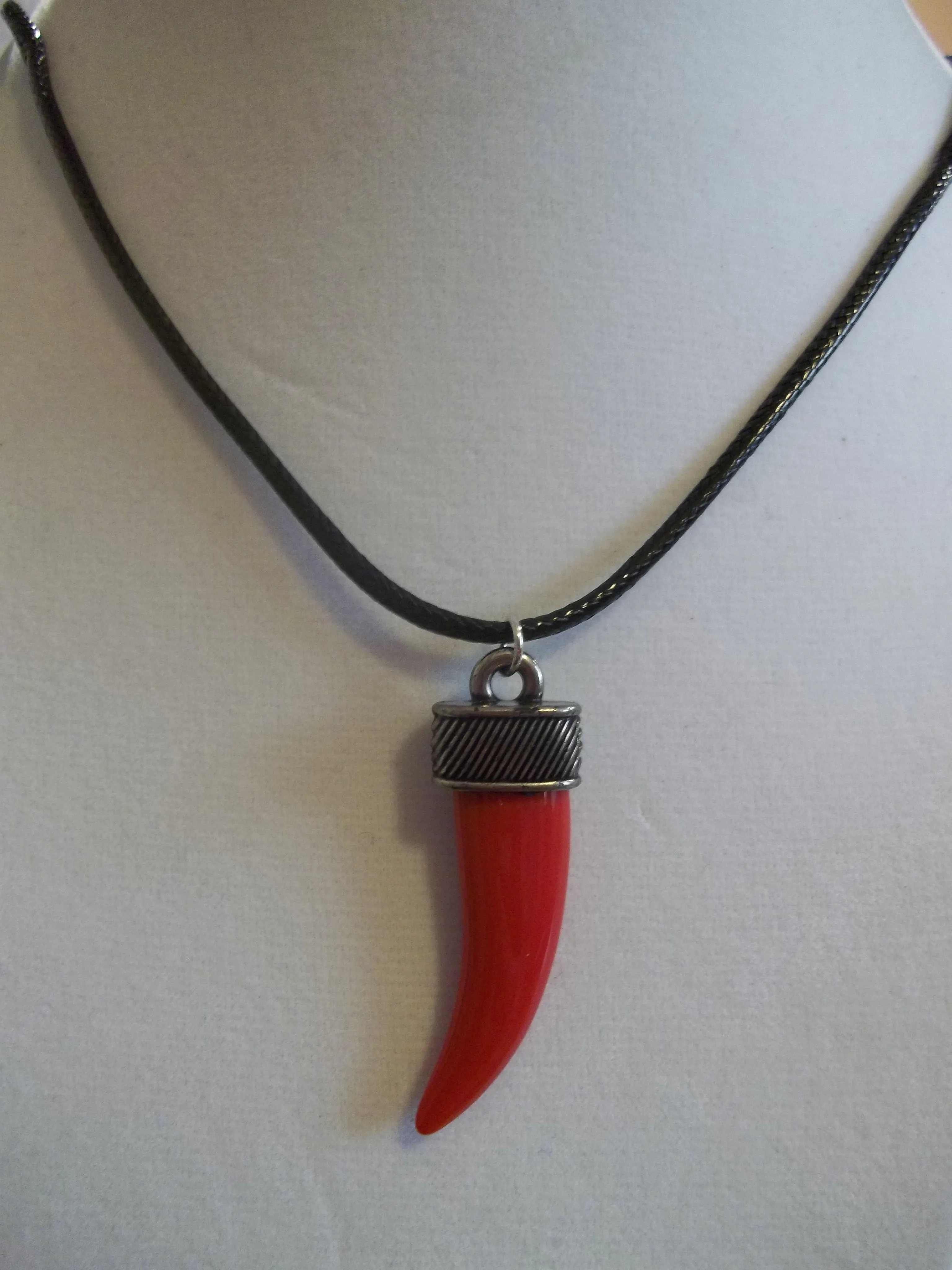 Black Leather Red Wolf Tooth Necklace (N794)