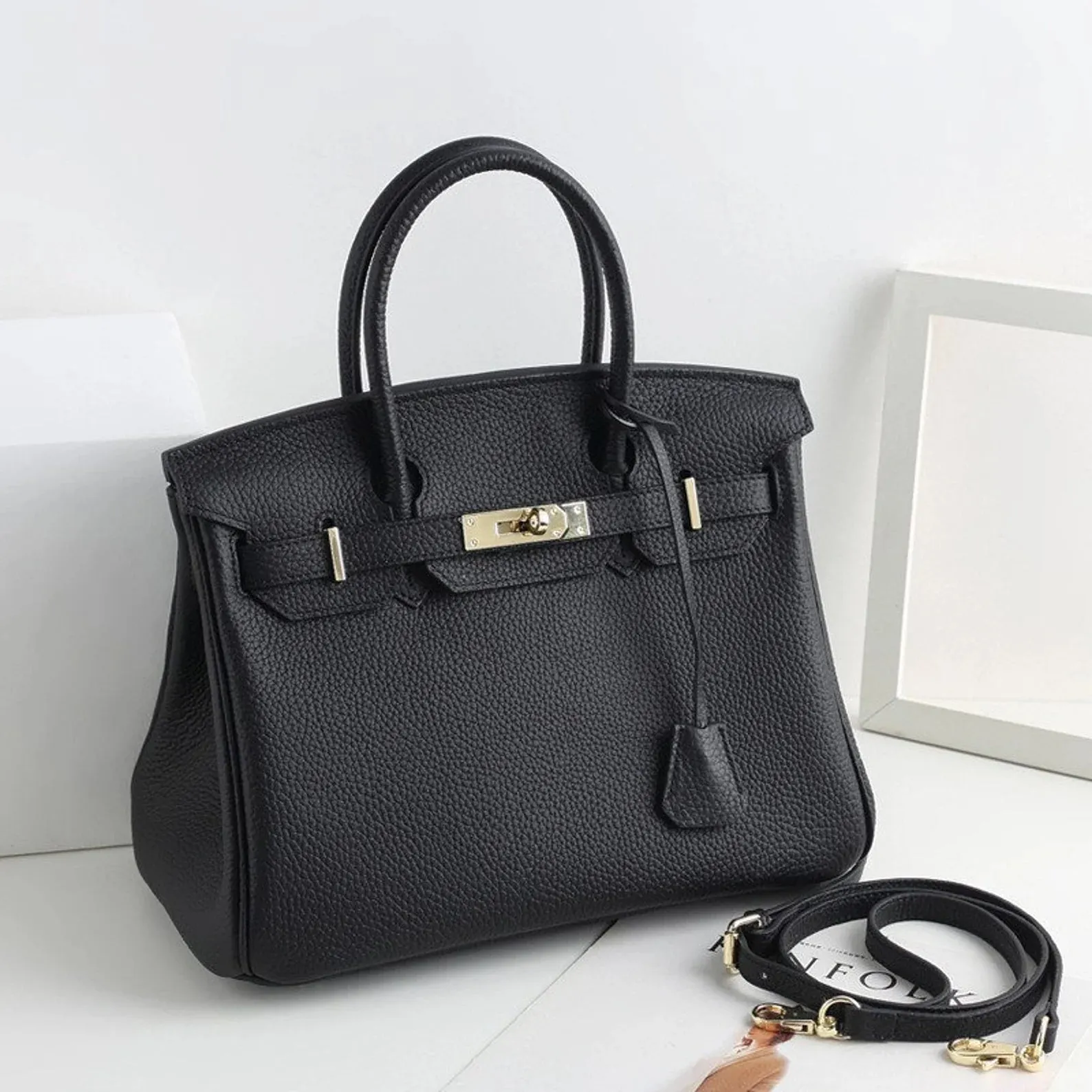 Classic Leather Shoulder Bag