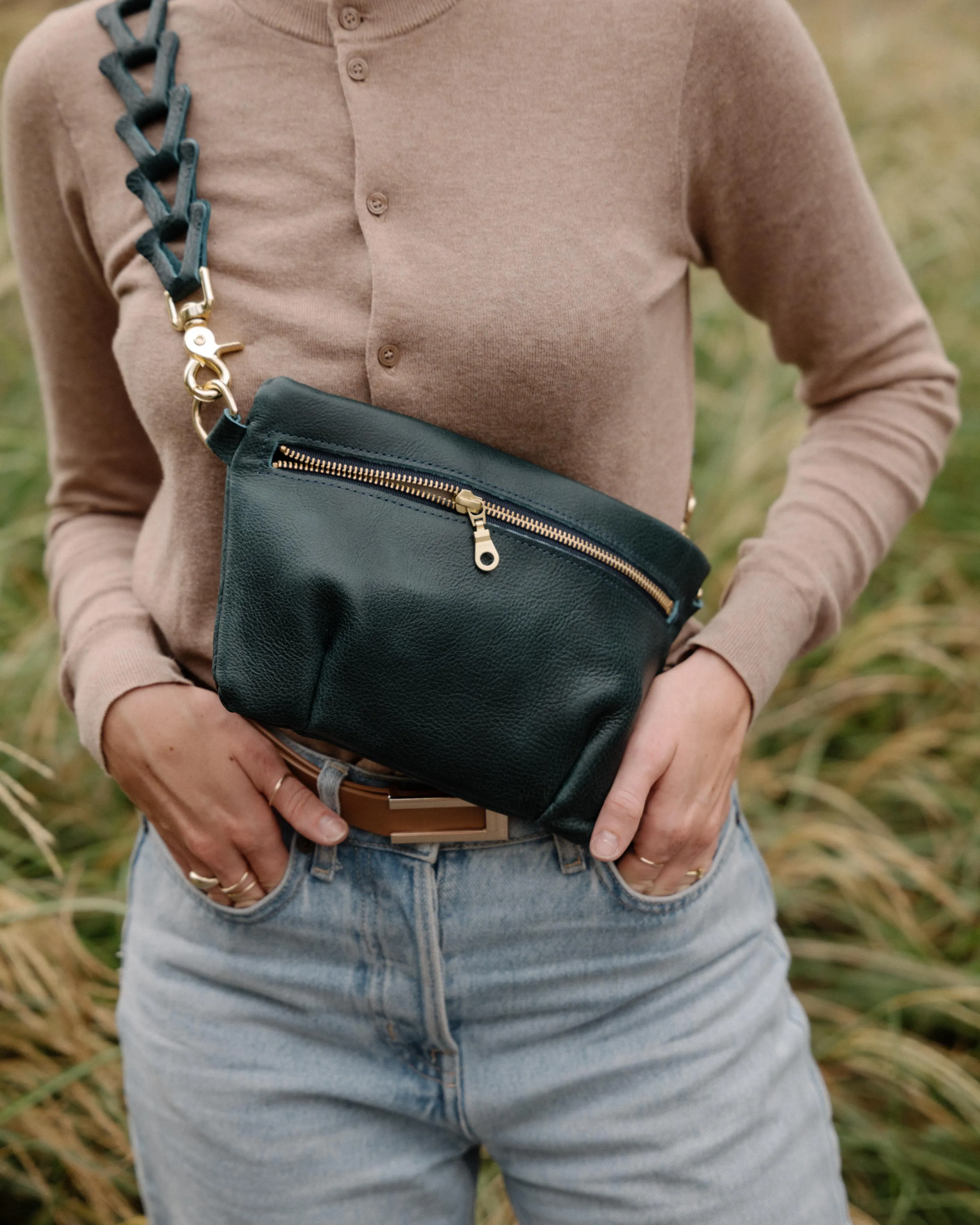 Dark Brown Bulldog Belt Bag