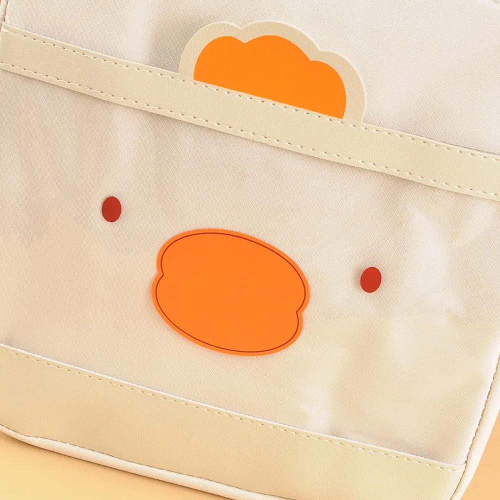 Duck theme lunch bag.