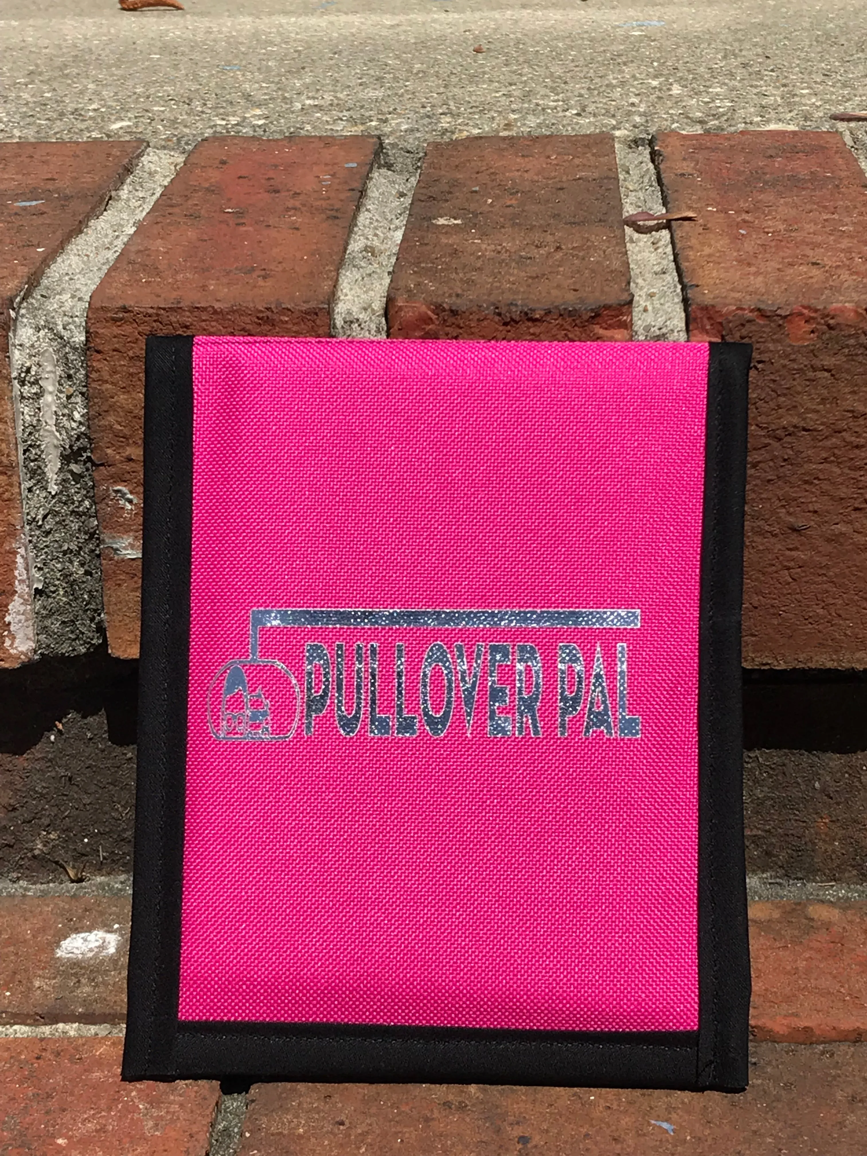 Pullover Pal Organizer - Hot Pink and Black