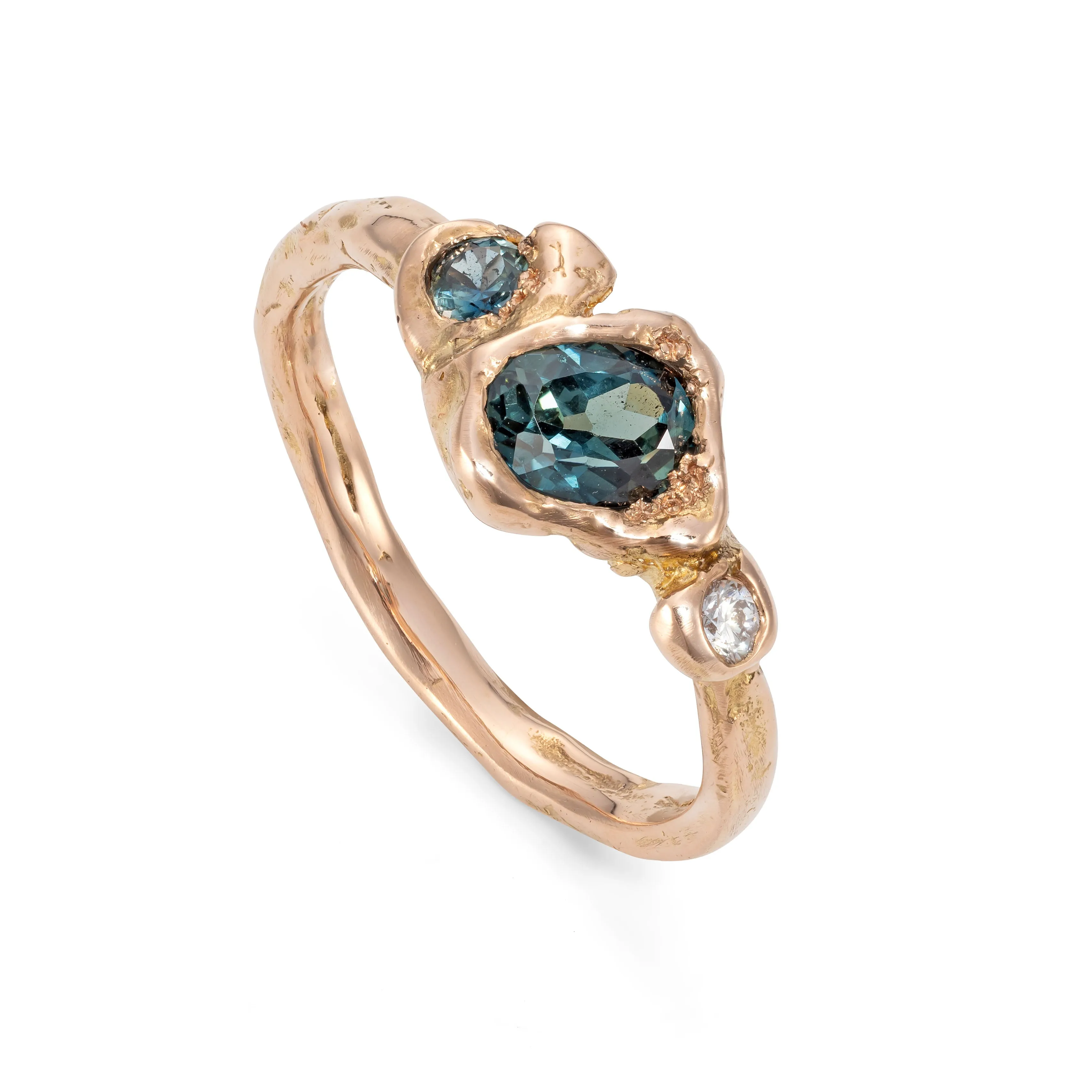 Certainly! To optimize the title for an e-commerce product, you should include key descriptors and modify it to provide a clear and appealing presentation. Here’s the revised title:

Elegant Teal Rose Adakite Gemstone Ring with East Band Design