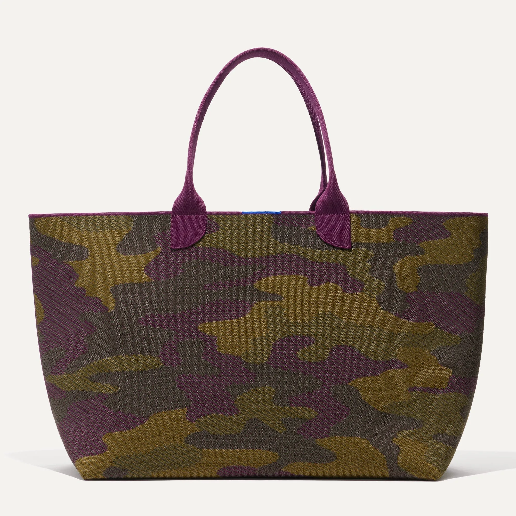 Optimized Title: Ultra-Lightweight Mega Tote Bag - Legacy Camo Pattern